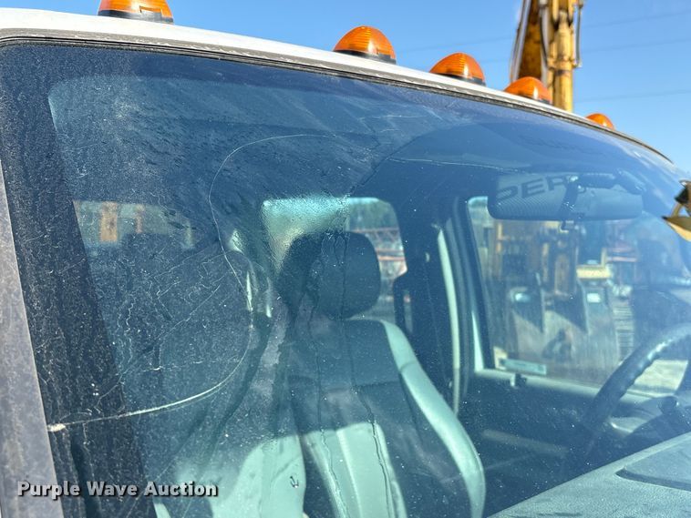 image for item EU0507 2016 Ford F350 Super Duty XL Crew Cab utility bed pickup truck