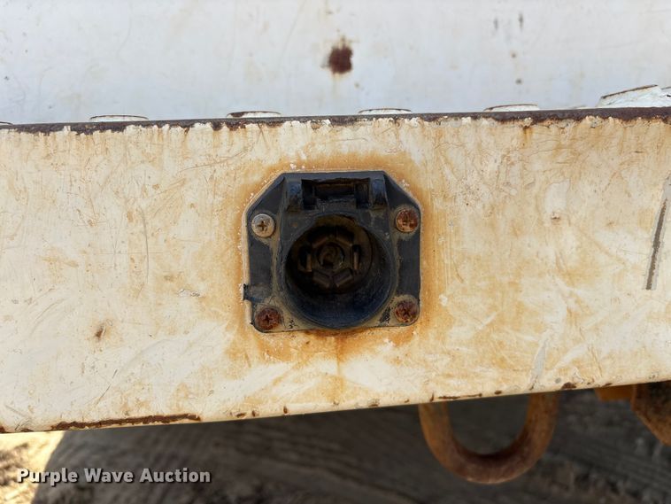 image for item EU0507 2016 Ford F350 Super Duty XL Crew Cab utility bed pickup truck