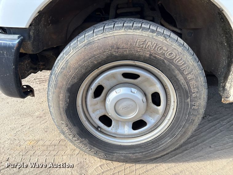 image for item EU0507 2016 Ford F350 Super Duty XL Crew Cab utility bed pickup truck