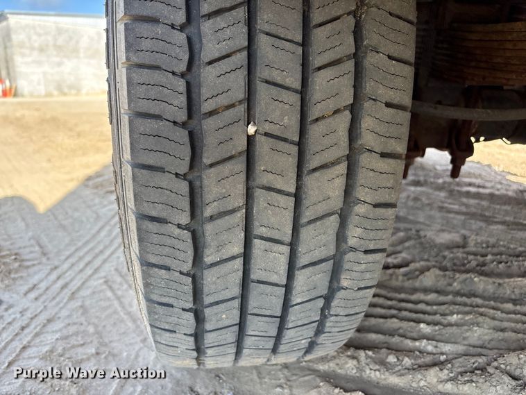 image for item EU0507 2016 Ford F350 Super Duty XL Crew Cab utility bed pickup truck