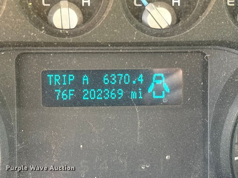 image for item EU0507 2016 Ford F350 Super Duty XL Crew Cab utility bed pickup truck