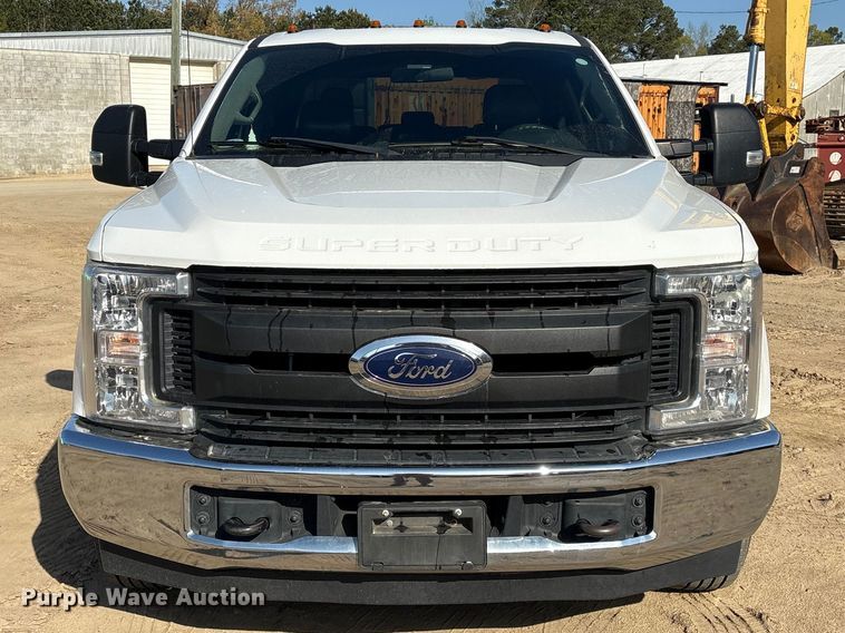 image for item EU0508 2019 Ford F350 Super Duty XL Crew Cab utility bed pickup truck