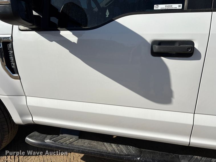 image for item EU0508 2019 Ford F350 Super Duty XL Crew Cab utility bed pickup truck