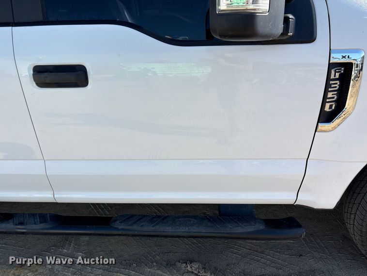 image for item EU0508 2019 Ford F350 Super Duty XL Crew Cab utility bed pickup truck