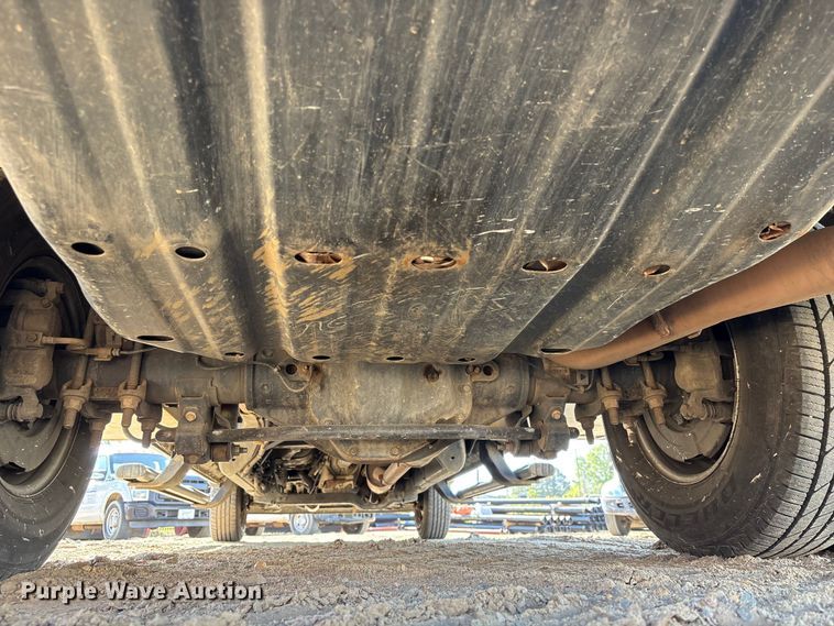 image for item EU0508 2019 Ford F350 Super Duty XL Crew Cab utility bed pickup truck