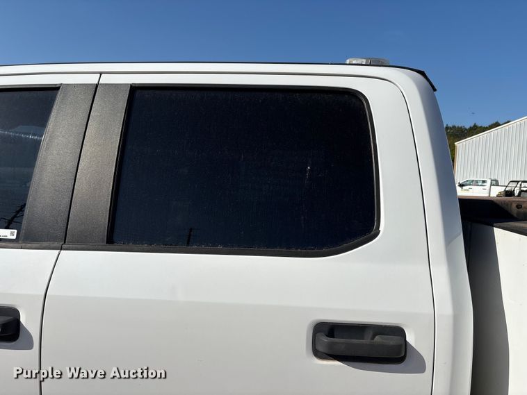 image for item EU0508 2019 Ford F350 Super Duty XL Crew Cab utility bed pickup truck