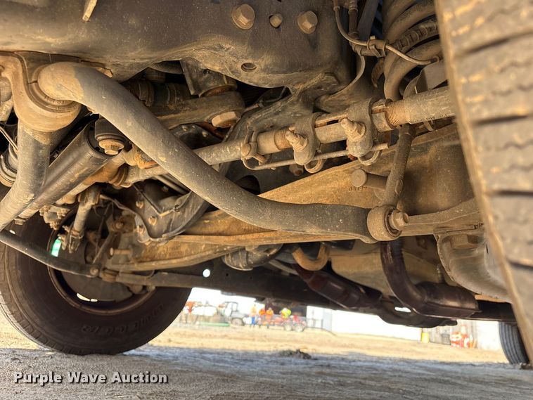 image for item EU0508 2019 Ford F350 Super Duty XL Crew Cab utility bed pickup truck