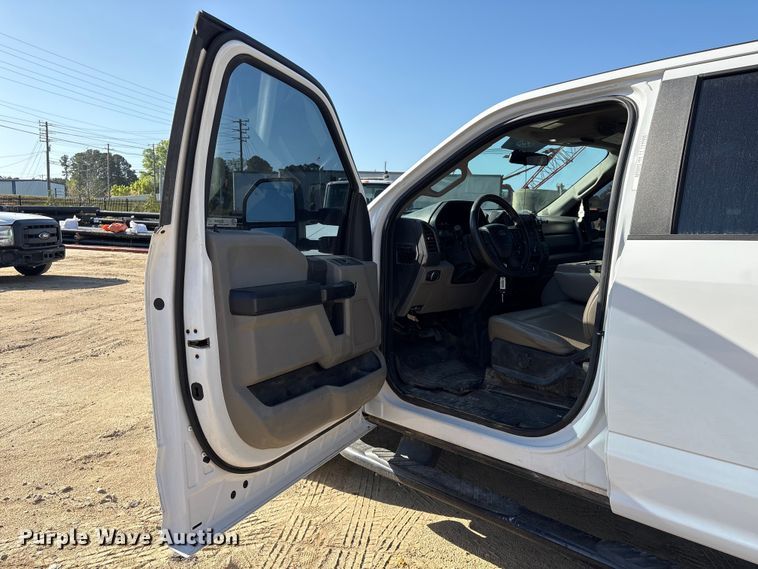 image for item EU0508 2019 Ford F350 Super Duty XL Crew Cab utility bed pickup truck