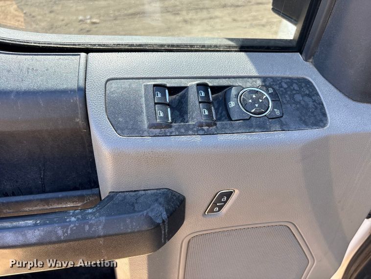 image for item EU0508 2019 Ford F350 Super Duty XL Crew Cab utility bed pickup truck