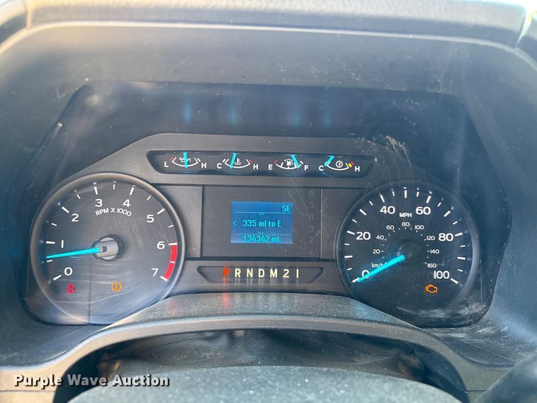 image for item EU0508 2019 Ford F350 Super Duty XL Crew Cab utility bed pickup truck