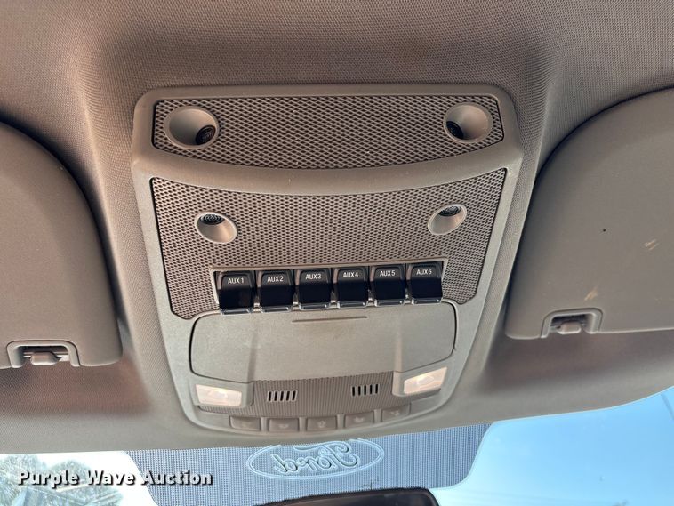 image for item EU0508 2019 Ford F350 Super Duty XL Crew Cab utility bed pickup truck