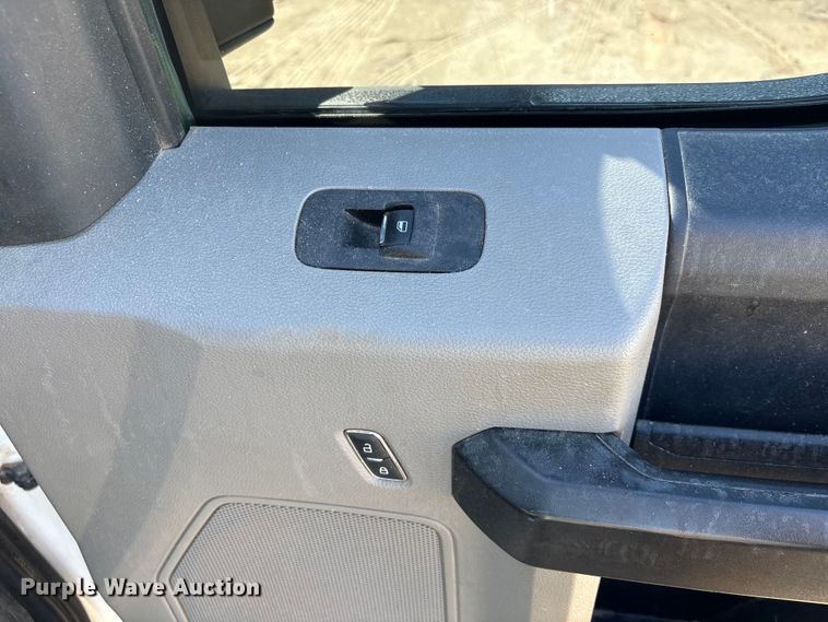 image for item EU0508 2019 Ford F350 Super Duty XL Crew Cab utility bed pickup truck