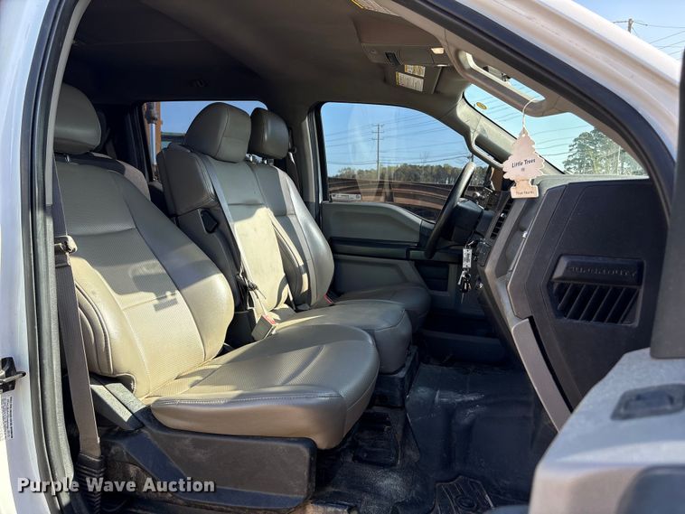 image for item EU0508 2019 Ford F350 Super Duty XL Crew Cab utility bed pickup truck