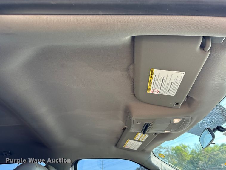 image for item EU0508 2019 Ford F350 Super Duty XL Crew Cab utility bed pickup truck