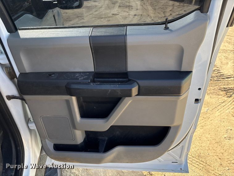 image for item EU0508 2019 Ford F350 Super Duty XL Crew Cab utility bed pickup truck