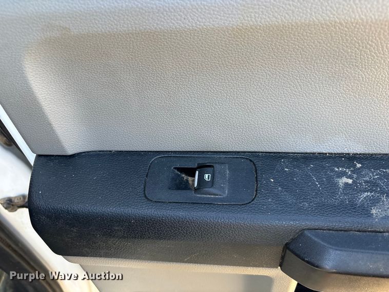 image for item EU0508 2019 Ford F350 Super Duty XL Crew Cab utility bed pickup truck