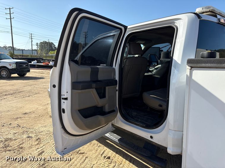 image for item EU0508 2019 Ford F350 Super Duty XL Crew Cab utility bed pickup truck