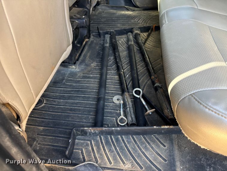 image for item EU0508 2019 Ford F350 Super Duty XL Crew Cab utility bed pickup truck