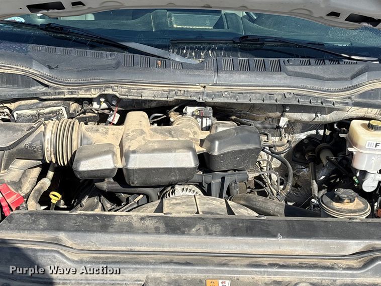 image for item EU0508 2019 Ford F350 Super Duty XL Crew Cab utility bed pickup truck