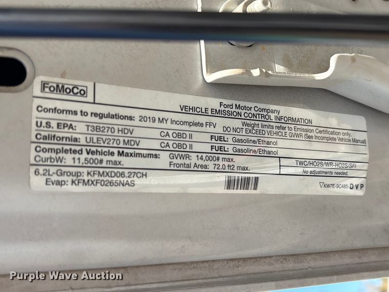 image for item EU0508 2019 Ford F350 Super Duty XL Crew Cab utility bed pickup truck