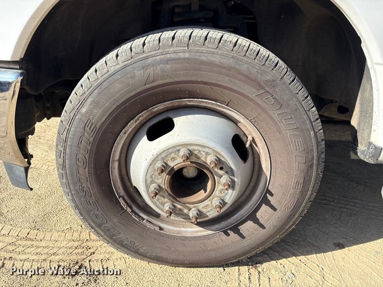 image for item EU0508 2019 Ford F350 Super Duty XL Crew Cab utility bed pickup truck