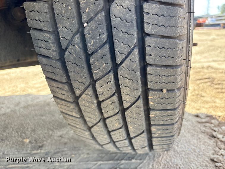 image for item EU0508 2019 Ford F350 Super Duty XL Crew Cab utility bed pickup truck