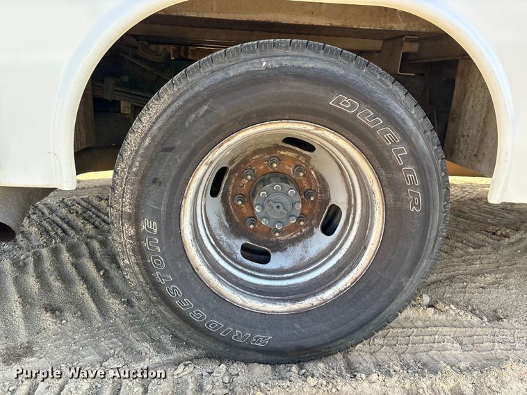 image for item EU0508 2019 Ford F350 Super Duty XL Crew Cab utility bed pickup truck