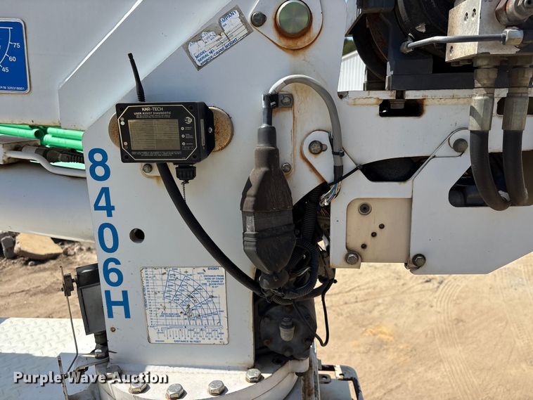 image for item EU0509 2005 International 4300 utility / service truck