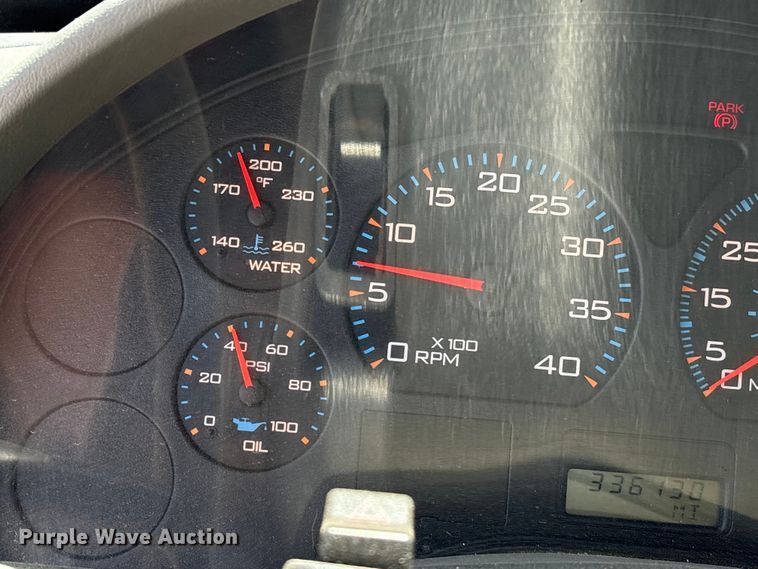 image for item EU0509 2005 International 4300 utility / service truck