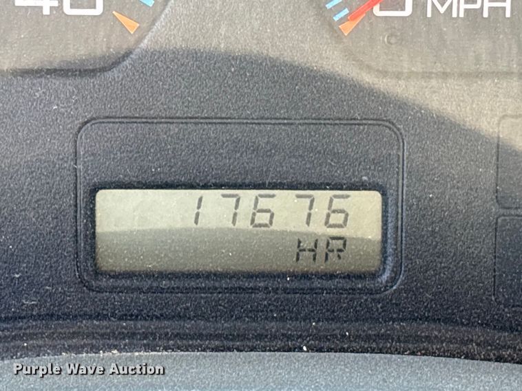 image for item EU0509 2005 International 4300 utility / service truck