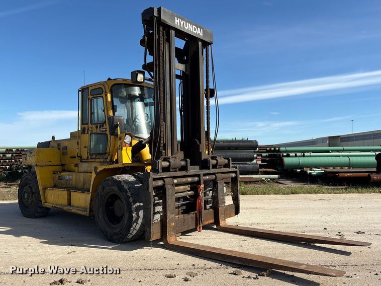 image for item EU0519 Hyundai 160D-7E forklift