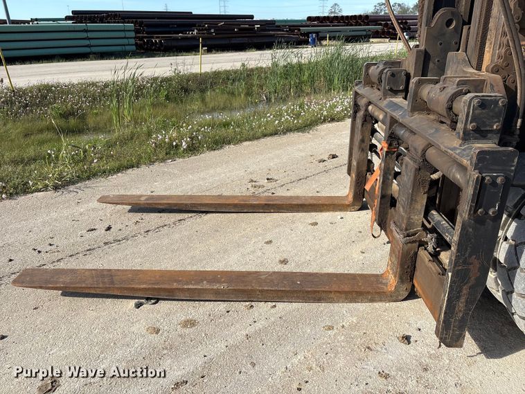 image for item EU0519 Hyundai 160D-7E forklift