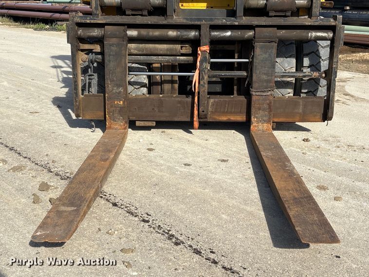 image for item EU0519 Hyundai 160D-7E forklift