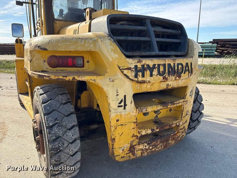 image for item EU0519 Hyundai 160D-7E forklift