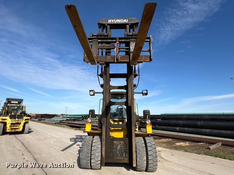 image for item EU0519 Hyundai 160D-7E forklift