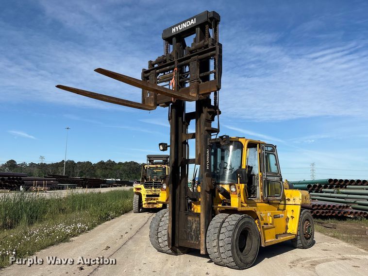 image for item EU0519 Hyundai 160D-7E forklift