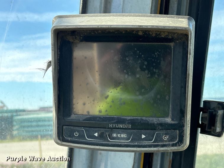 image for item EU0519 Hyundai 160D-7E forklift