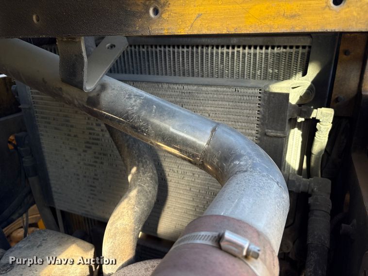 image for item EU0519 Hyundai 160D-7E forklift