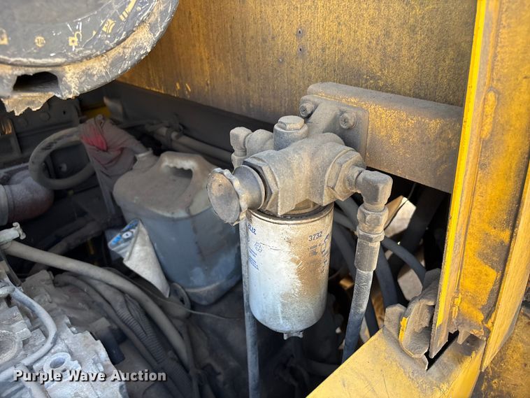 image for item EU0519 Hyundai 160D-7E forklift