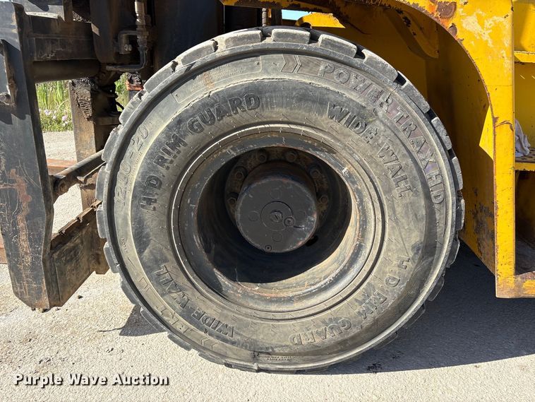 image for item EU0519 Hyundai 160D-7E forklift