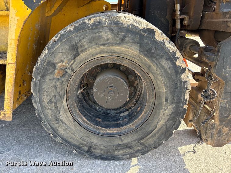 image for item EU0519 Hyundai 160D-7E forklift