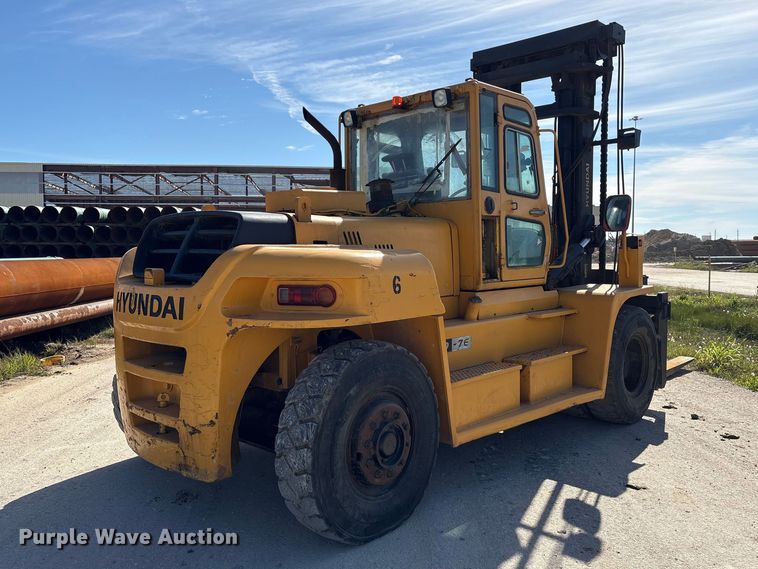 image for item EU0520 Hyundai 160D-7E forklift