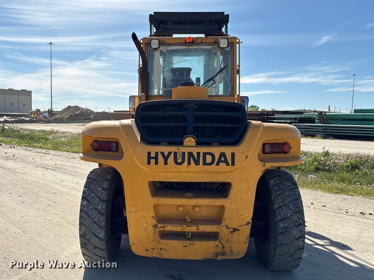 image for item EU0520 Hyundai 160D-7E forklift