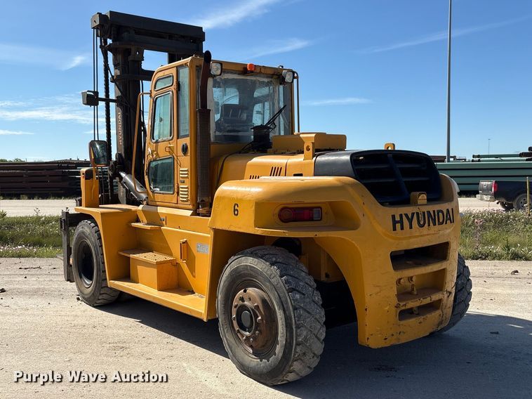image for item EU0520 Hyundai 160D-7E forklift