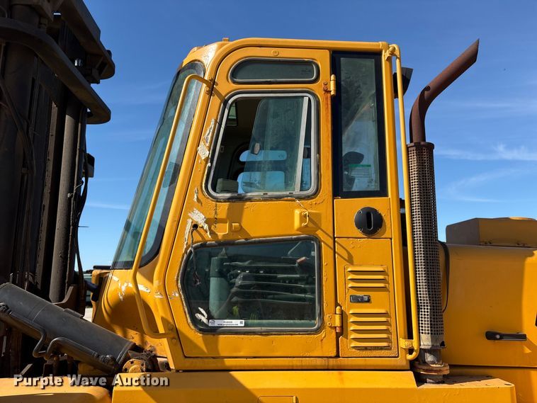 image for item EU0520 Hyundai 160D-7E forklift