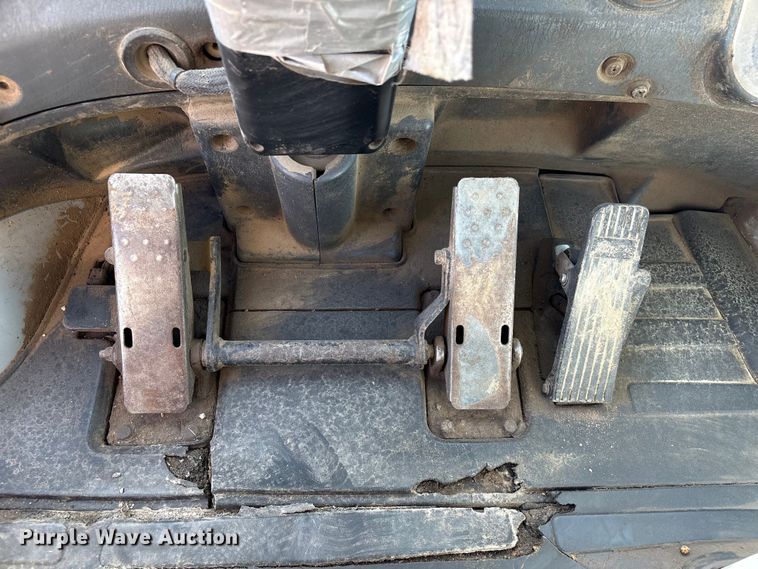 image for item EU0520 Hyundai 160D-7E forklift