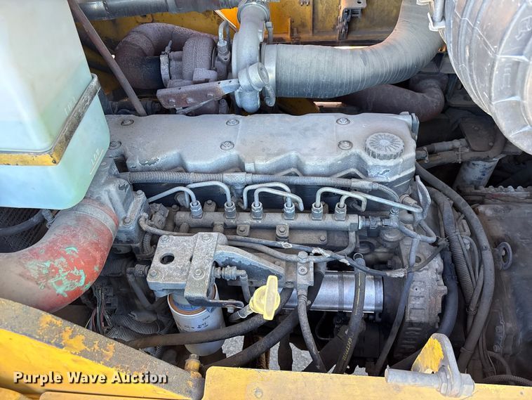 image for item EU0520 Hyundai 160D-7E forklift