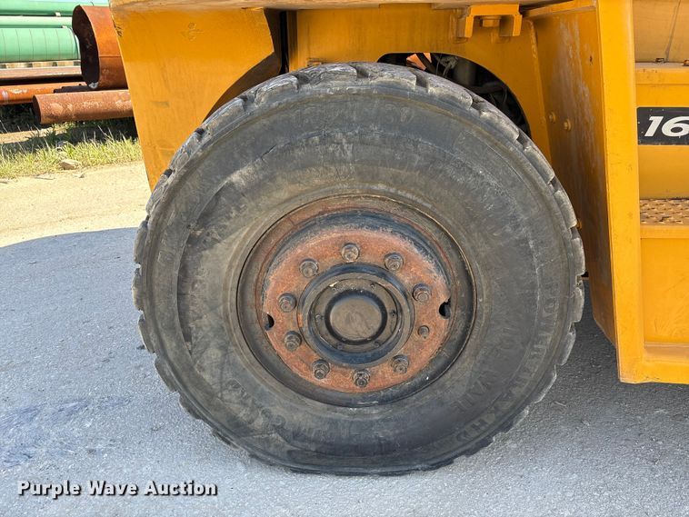 image for item EU0520 Hyundai 160D-7E forklift