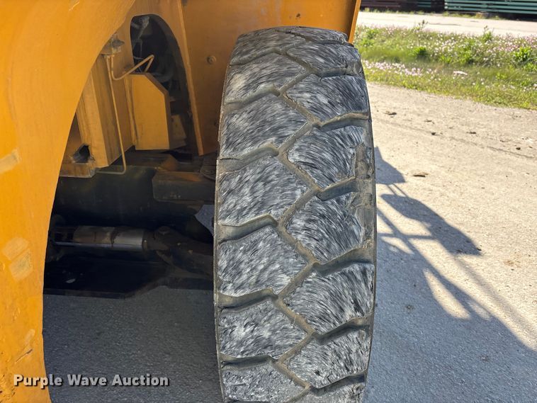 image for item EU0520 Hyundai 160D-7E forklift