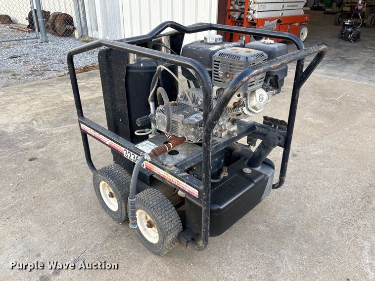 image for item EU0536 MI-T-M HSP-3504-3MGH pressure washer